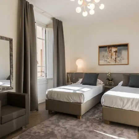 - Duomo Contemporary Apartament Florencja