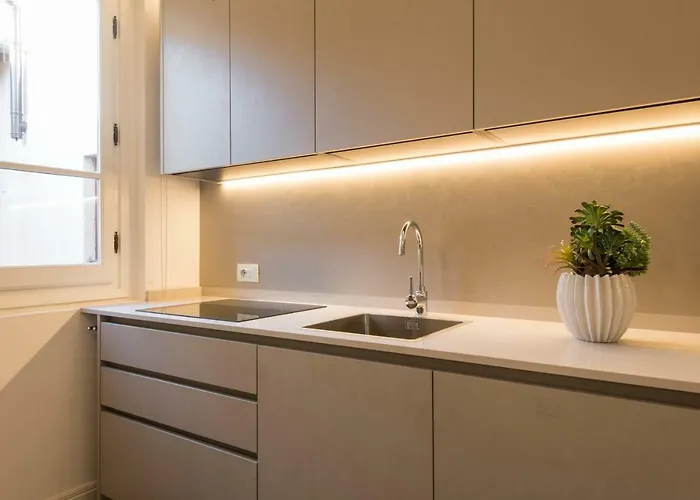 - Duomo Contemporary Apartmán